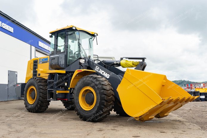 Фронтальный погрузчик XCMG ZL40RU