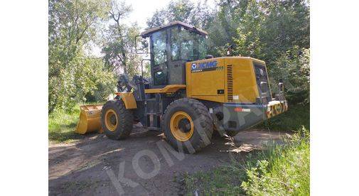 Фронтальный погрузчик XCMG LW300KN