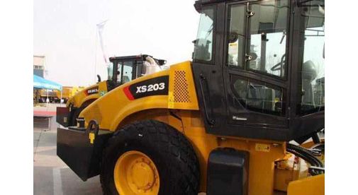 Дорожный каток XCMG XS203 (евро-3) 1 Дорожный каток XCMG XS203 (евро-3)